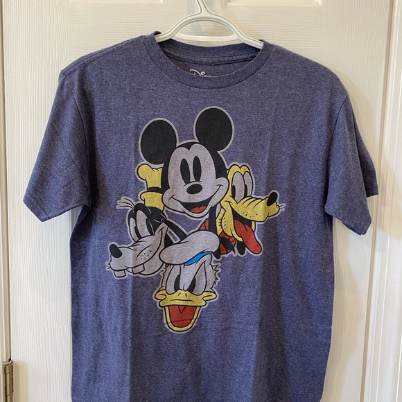 Disney Tops Bundle - Picture 5 of 6